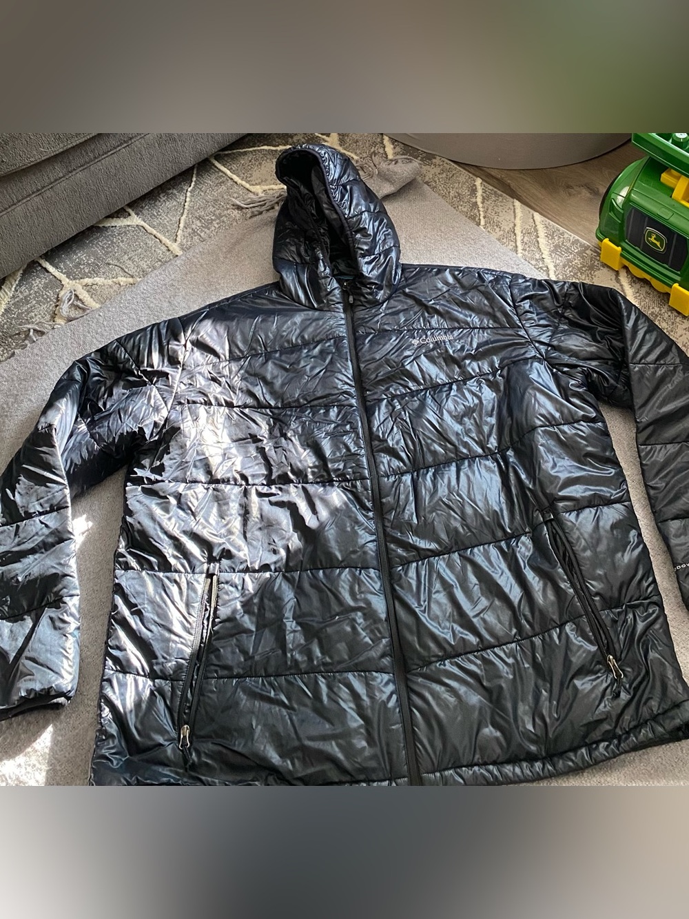 Columbia Men's Black Shiny Hooded Puffer Jacket